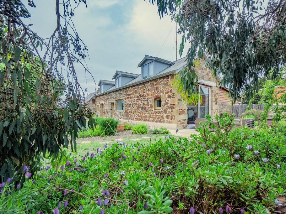 Villa *Newly Relisted* Coach House At Lisdillon Vineyard Little Swanport Exterior foto